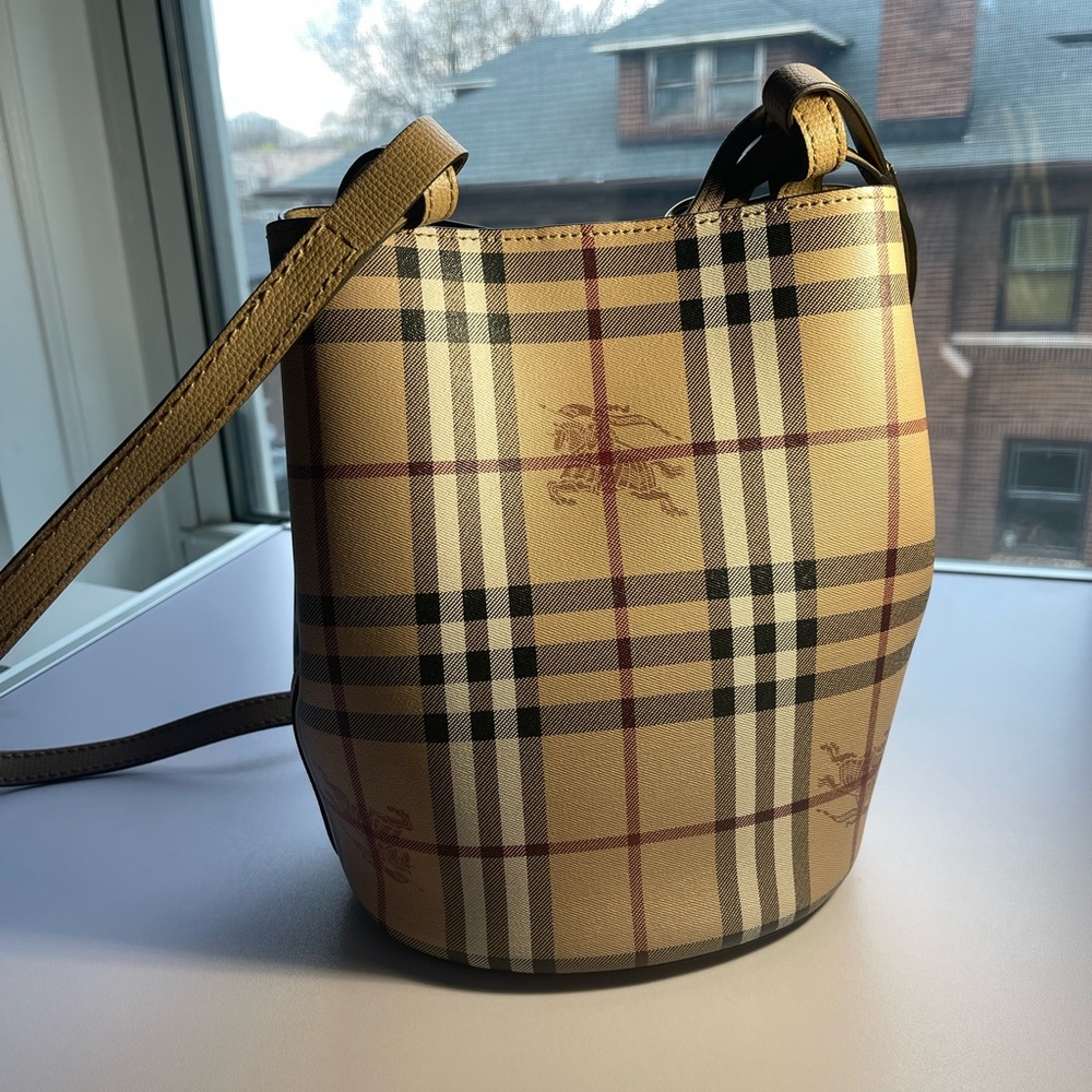 Burberry Haymarket Check Lorne Bucket Bag Women